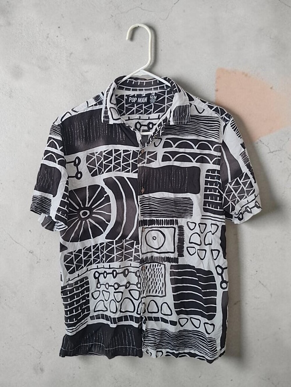 Pop Man Collard shirt Size M